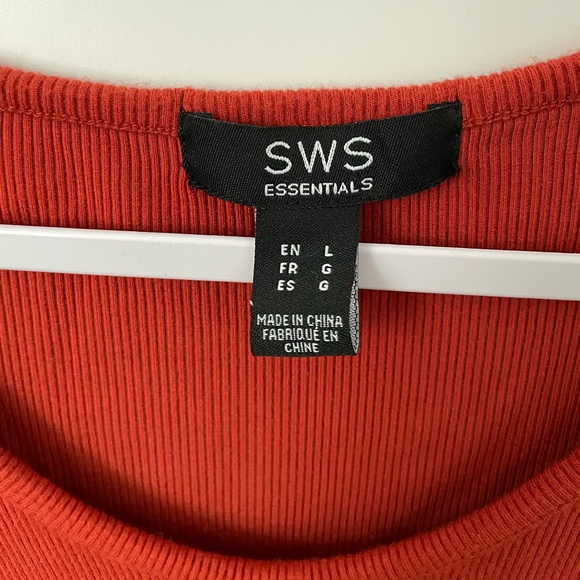 SWS Essentials Rust Orange Button Tank Top - Picture 2 of 5